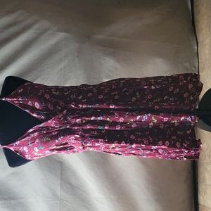 Sleeveless string strap dress with floral print